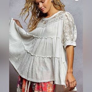 POL NWOT Tiered White Lace and Gauze Blouse in Size Small